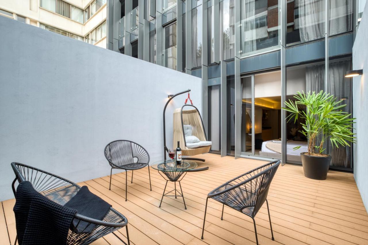 Stylish Studio with Private Patio