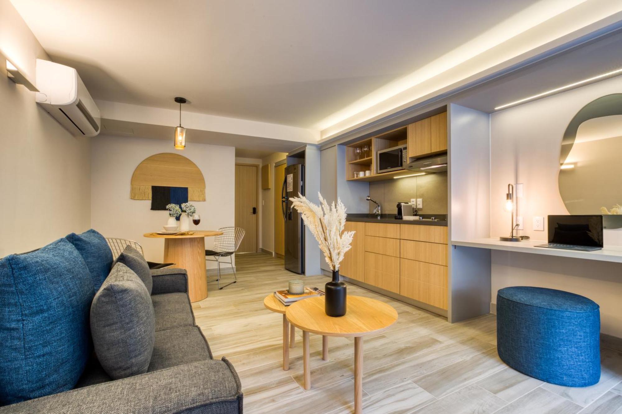 Elegant-Modern Studio